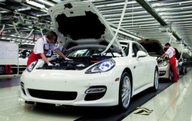 Porsche România a vândut doar 193 de unităţi pe an pe dealer